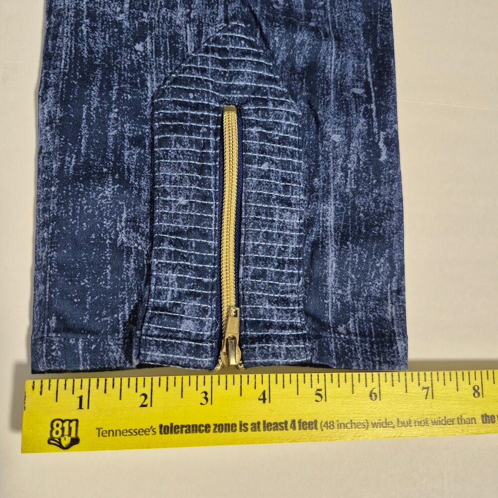 Jaanuu Navy Blue Textured Drawstring Scrub Joggers - Picture 11 of 15